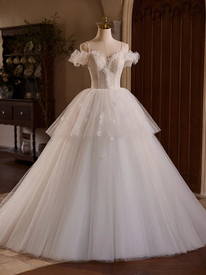 Elegant Ball Gown Spaghetti Straps Layered Tulle Beading Wedding Dress DP859