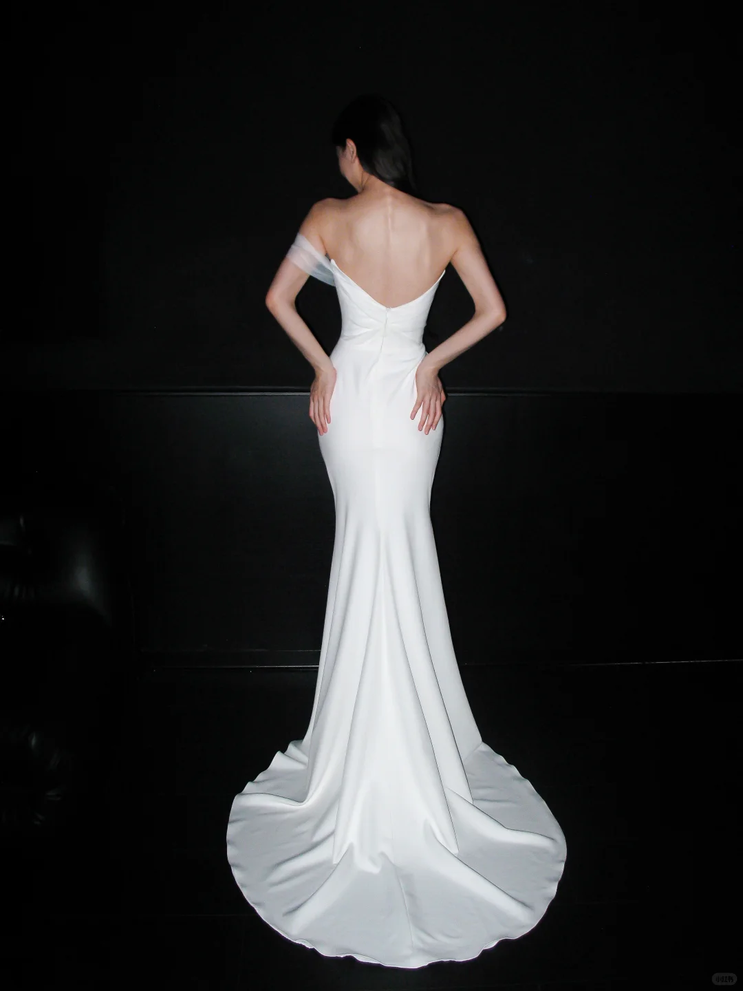 Elegant Stunning Sheath One Shoulder Flowy Tulle Satin Long Wedding Dress DP6381