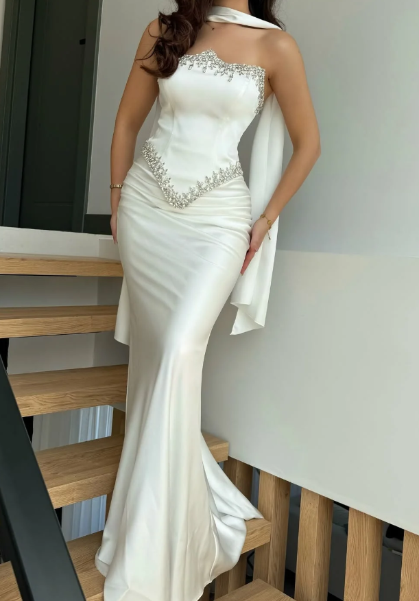 White Sheath Strapless Exquisite Beaded Satin Prom Dress Evening Dress DP5030