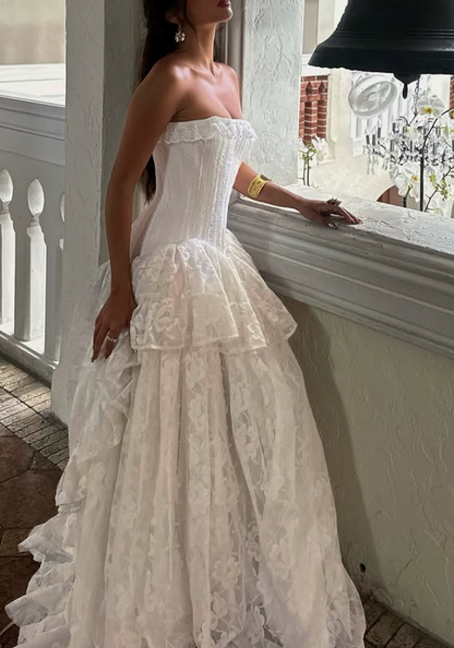 Stunning Ball Gown Strapless Layered White Lace Prom Dress Wedding Dress DP4282