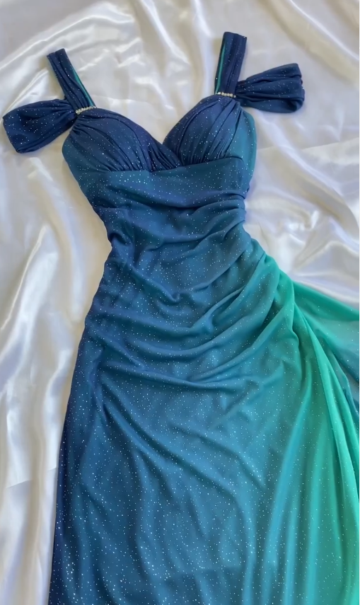 Vintage A Line Off the Shoulder Green-blue Ombre Chiffon Prom Dress DP5085