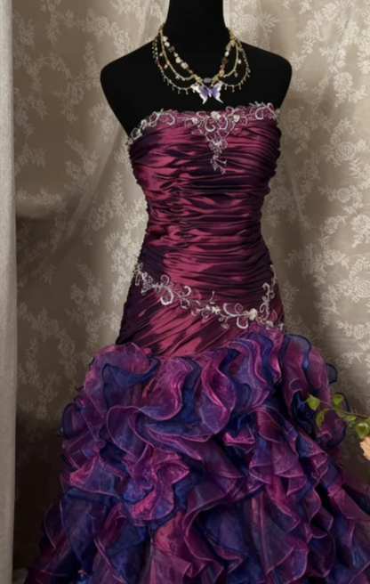 Vintage Grape A Line Strapless Appliques Ruffle Organza Long Prom Dress DP5040