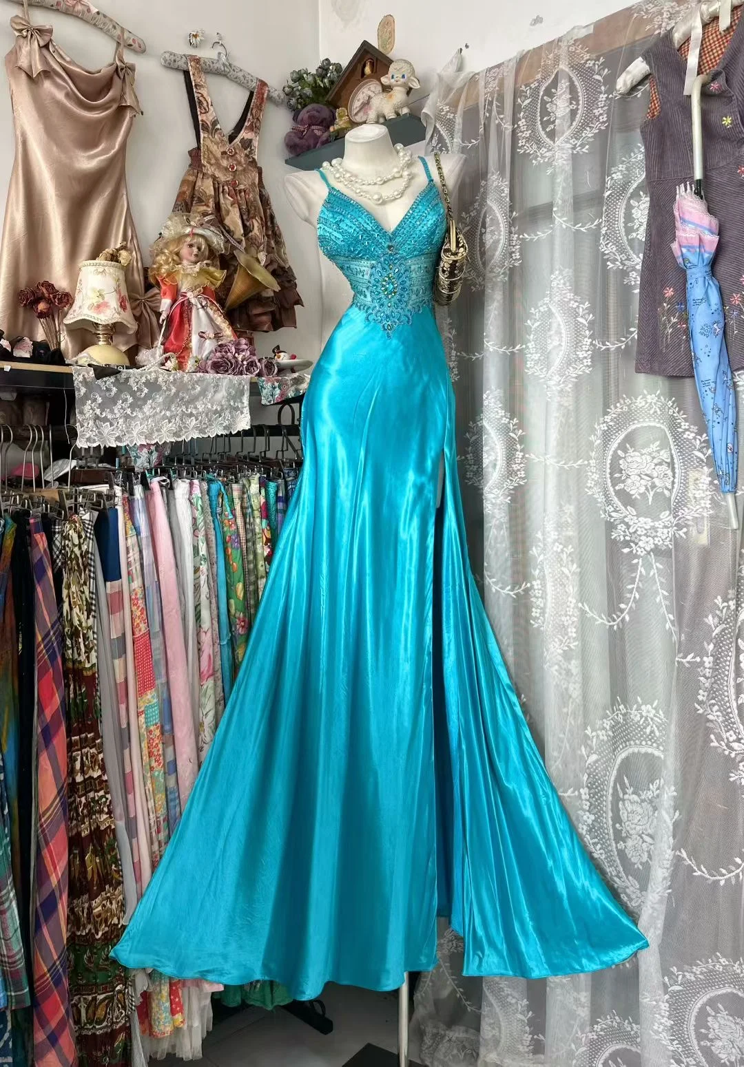 Vintage Bright Blue Mermaid Straps Exquisite Beaded Satin Prom Dress Evening Dress DP5243