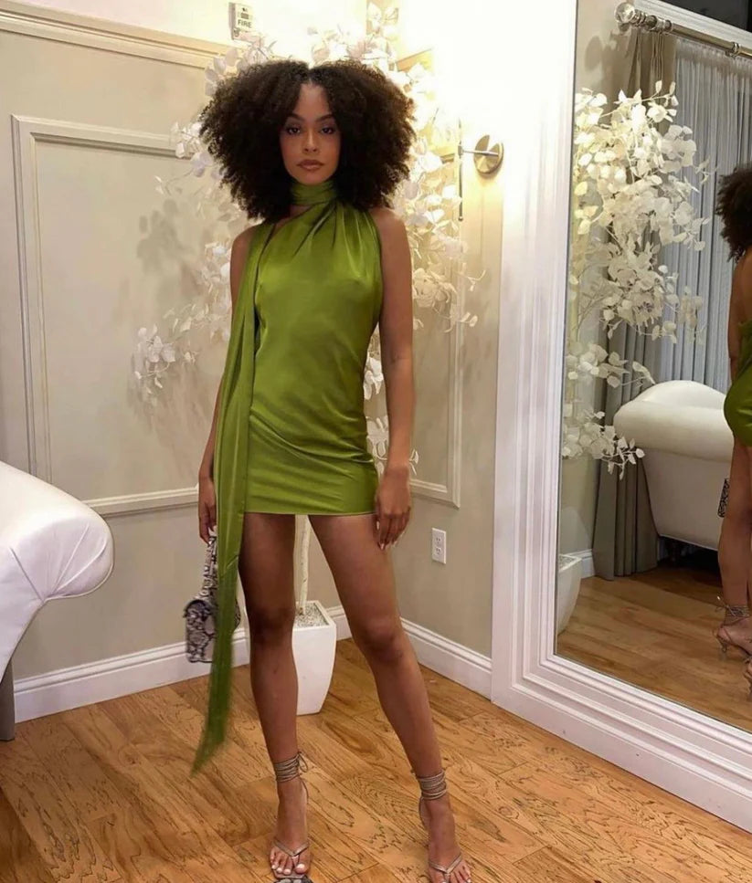 Sexy Green Sheath Open Back Satin Short Homecoming Dress Outfits DP1275