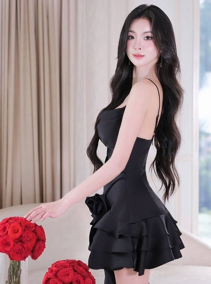 Simple Black A Line Spaghetti Straps Satin Short Homecoming Dress DP4397