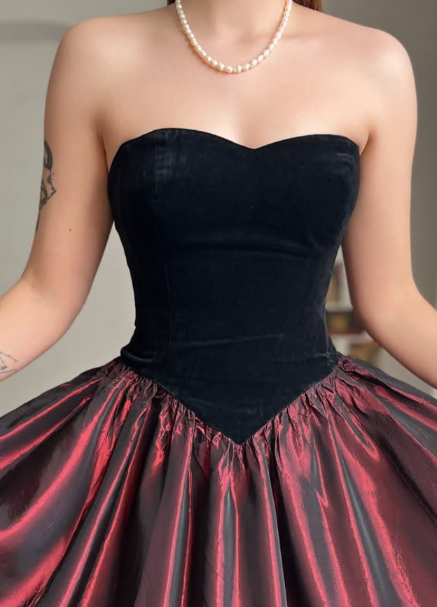 Vintage A Line Strapless Black Velvet Burgundy Satin Prom Dress Evening Dress DP5724