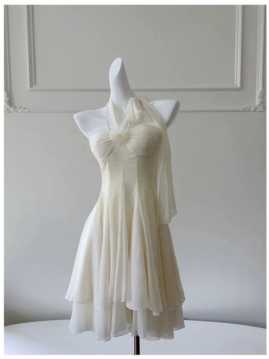 Elegant A Line Halter Ivory Chiffon Short Homecoming Dress Outfits DP1730
