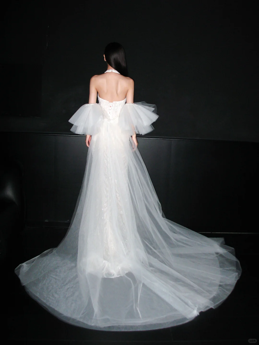 Pretty Mermaid Halter White Exquisite Beaded Lace Backless Long Wedding Dress DP8091