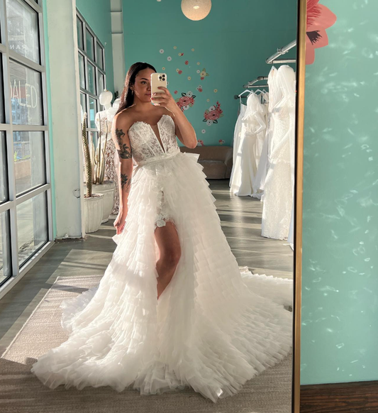 Ball Gown Sweetheart Neck Lace Layered White Tulle Wedding Dress with Slit DP3656