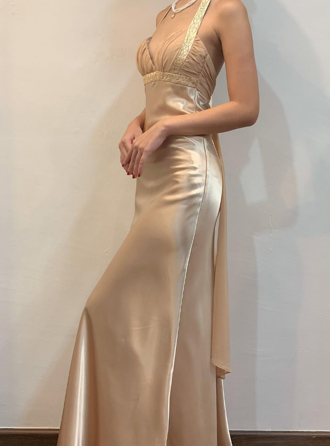 Vintage Sheath Halter Beaded Champagne Satin Open Back Prom Dress Evening Dress DP1696