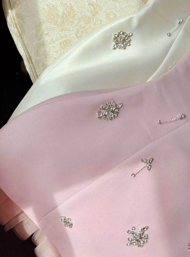 Pink A Line Strapless Bow Rhinestone Tulle Satin Short Homecoming Dress Cocktail Dress DP3948