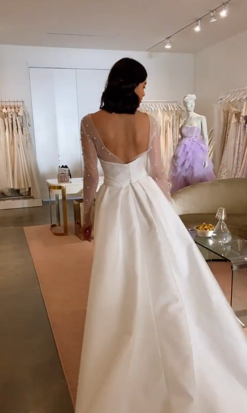 Elegant Ball Gown Long Sleeve Pearl White Tulle Satin Long Wedding Dress with Slit DP4302