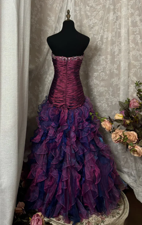 Vintage Grape A Line Strapless Appliques Ruffle Organza Long Prom Dress DP5040