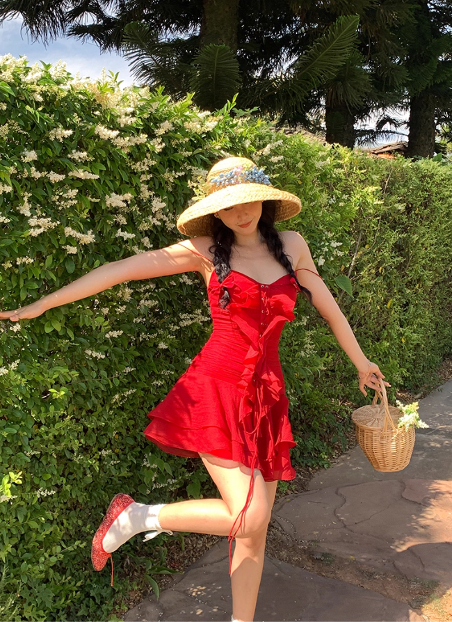 Bright Red A Line Spaghetti Strap Ruffle Chiffon Short Homecoming Dress Vacation Dress DP3642