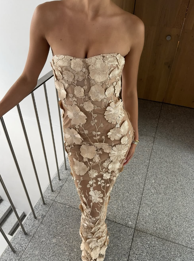 Brown Sheath Sweetheart Neck Appliques Satin Long Prom Dress Evening Dress DP1484