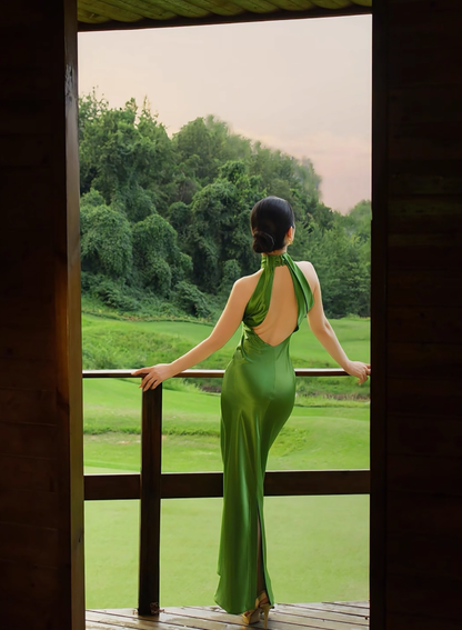 Charming Green Sheath Halter Satin Open Back Prom Dress 21th Birthday Dress DP3897