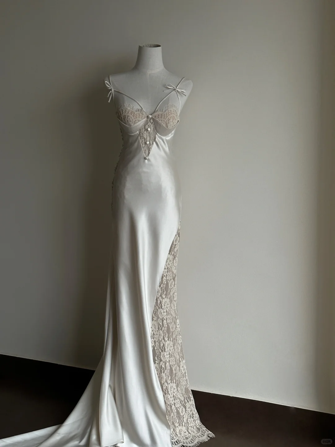 Vintage Mermaid Long Sleeve Apricot Lace Satin Prom Dress Wedding Dress DP3475