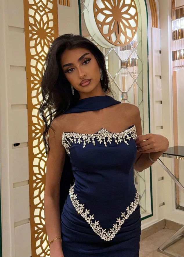 Navy Blue Sheath Strapless Exquisite Beaded Satin Prom Dress Evening Dress DP5028