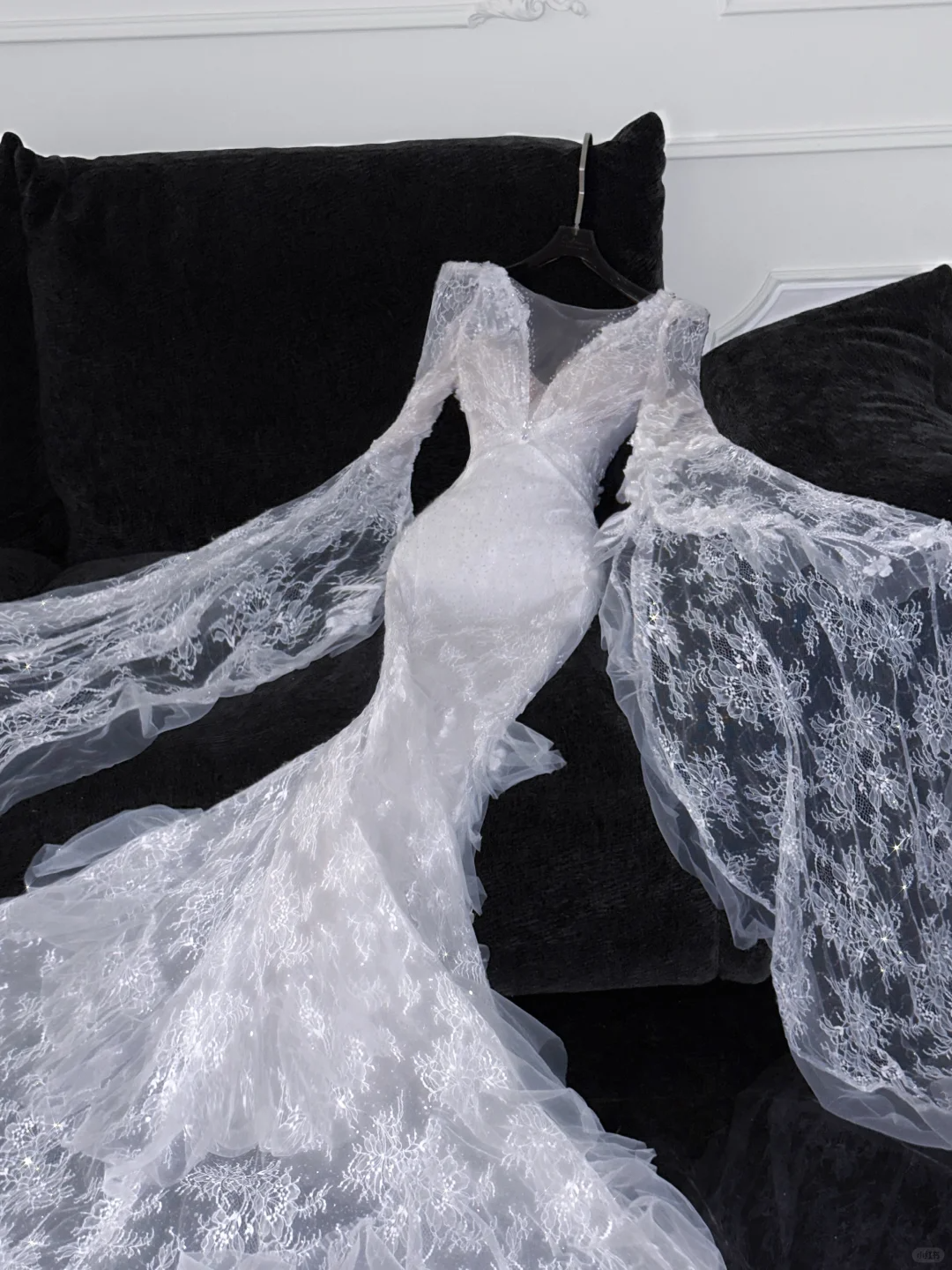 Stunning Mermaid Long Sleeve Beaded Sequin White Lace Wedding Dress Prom Dress DP2564