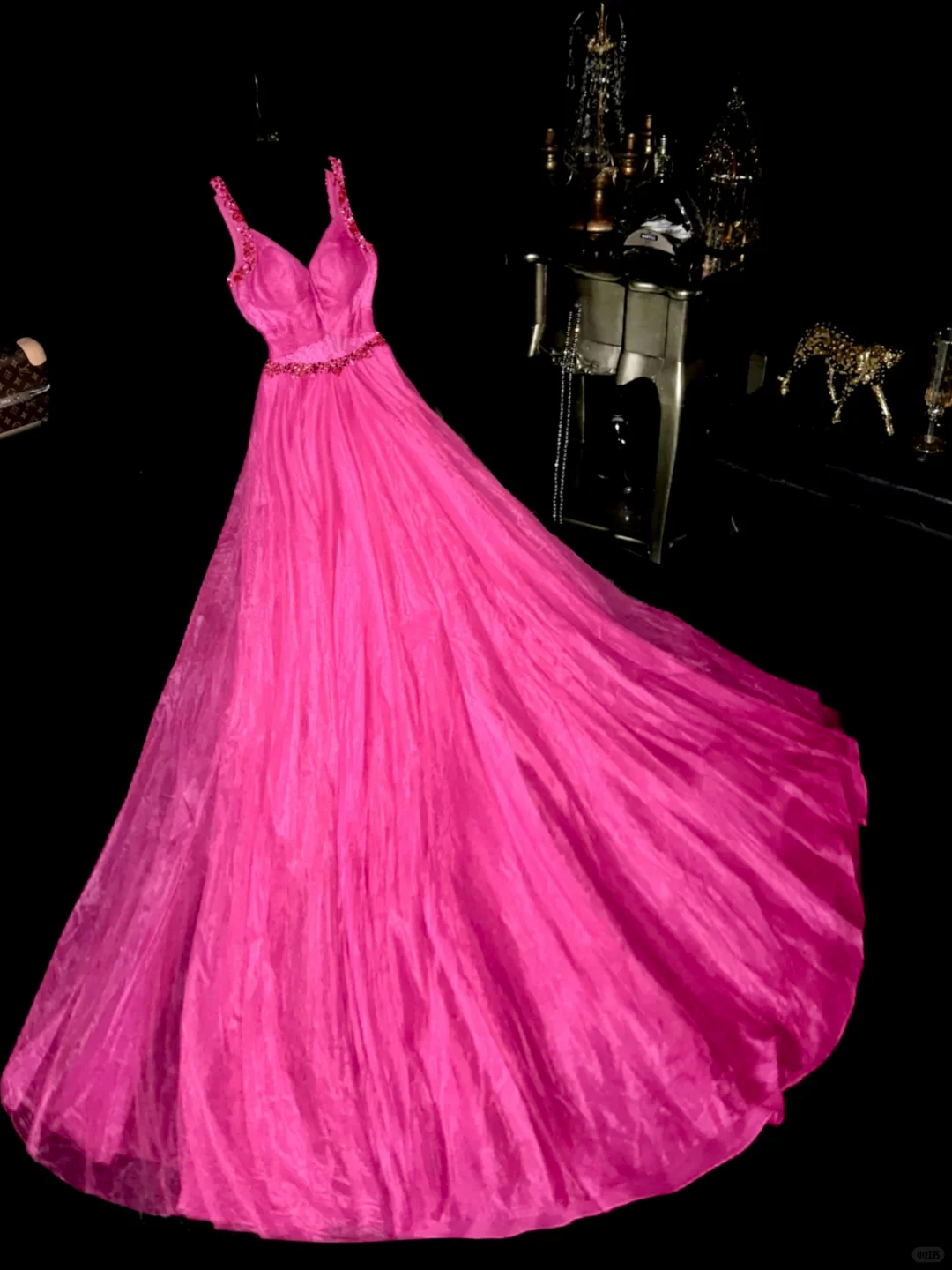 Vintage Hot Pink V Neck Beaded Tulle Prom Dress Party Evening Dress DP5357