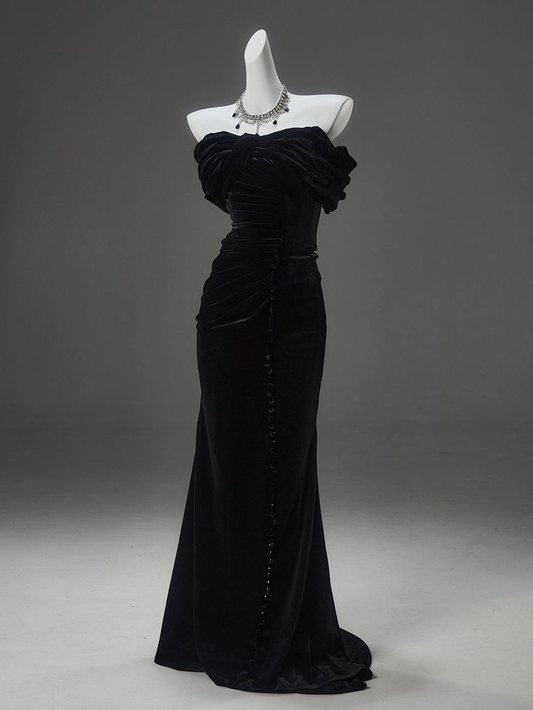 Elegant Gothic Black Velvet Evening Gown Off-Shoulder Ruched Evening Dress DP518