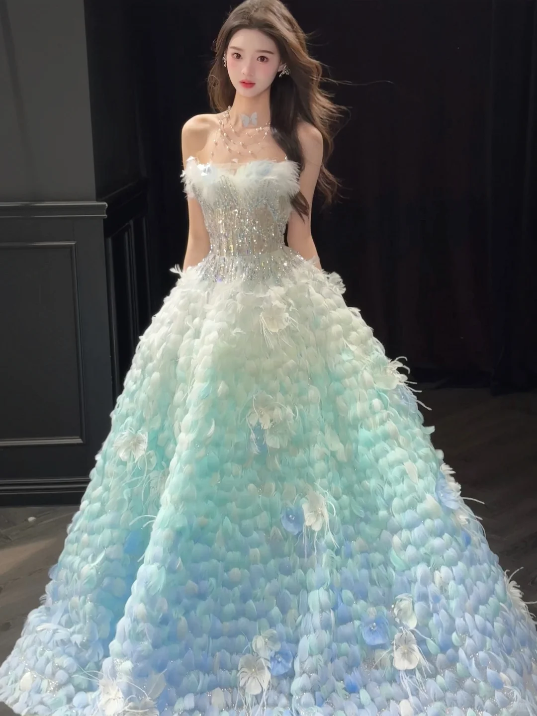 Stunning Ball Gown Strapless Blue Green Ombre Feather Tulle Prom Dress 16th Birthday Dress DP4241