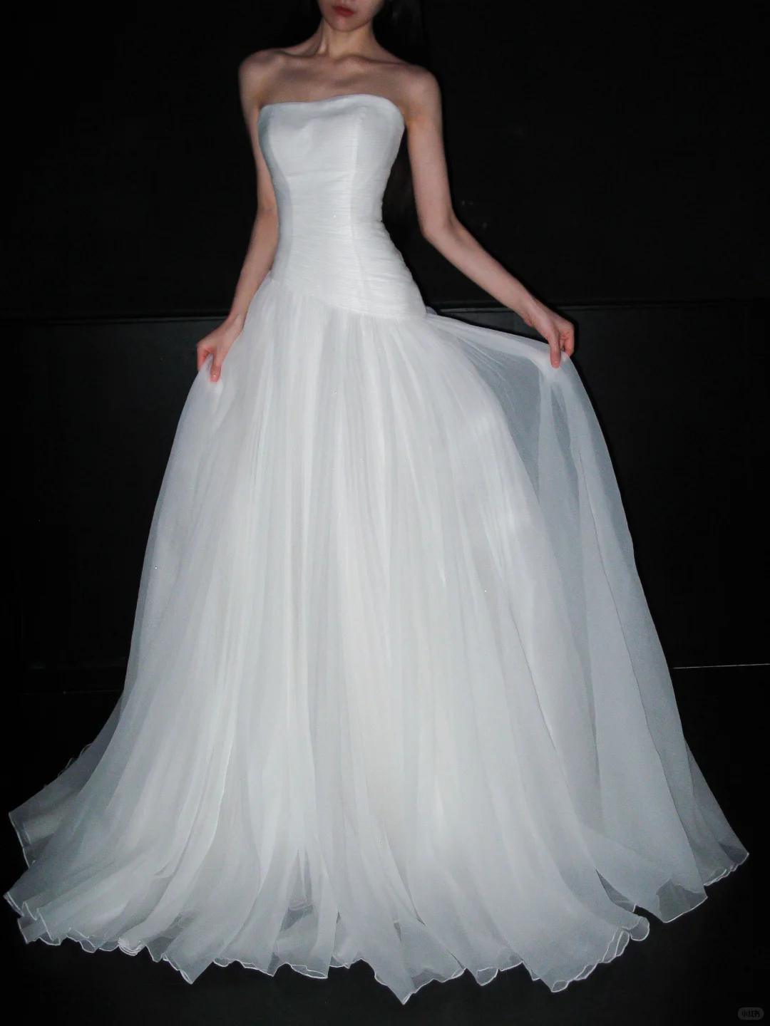 Simple Beautiful Ball Gown Strapless White Satin Tulle Long Wedding Dress DP6363