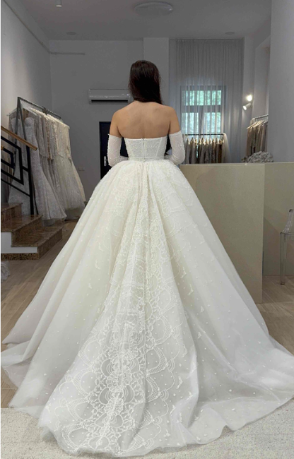 Gorgeous Sweetheart Neck Long Sleeve Beaded Lace Tulle Long Sweep Wedding Dress DP1868