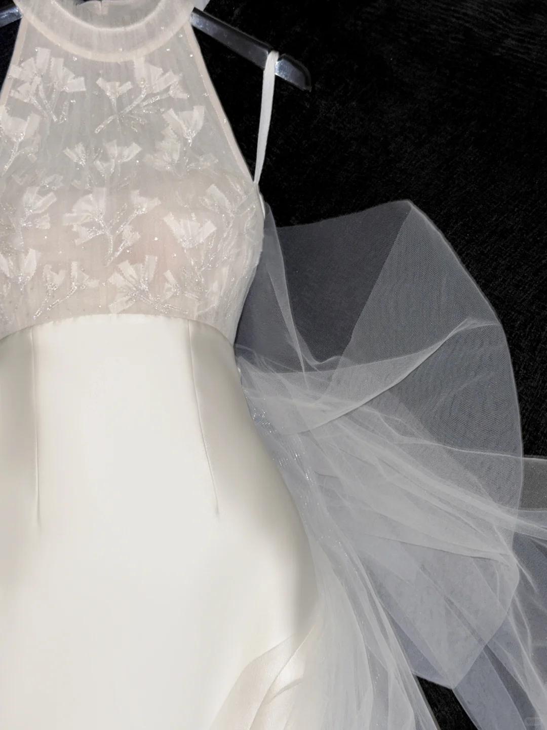 Gorgeous Mermaid Halter Appliques White Satin Tulle Long Sweep Prom Dress Wedding Dress DP2573
