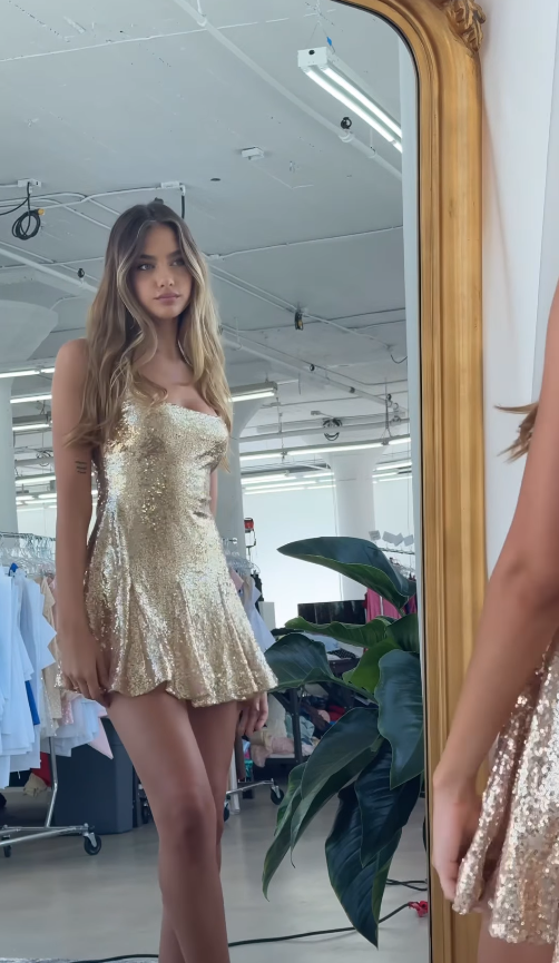Shiny Golden A Line Spaghetti Strap Sequin Short Homecoming Dress DP4028