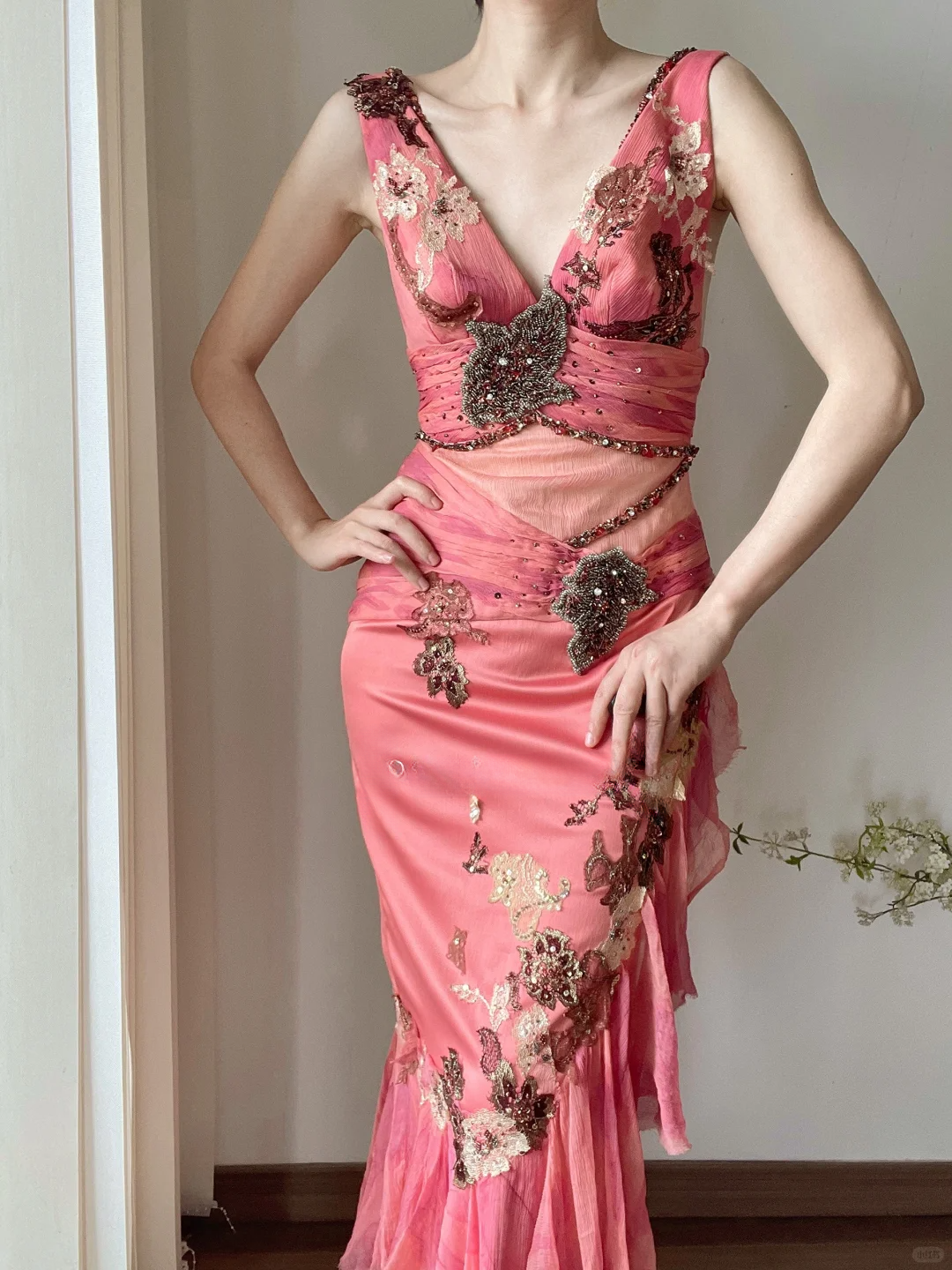 Retro Pink Mermaid V Neck Beaded Ruffle Satin Long Prom Dress Evening Dress DP3349