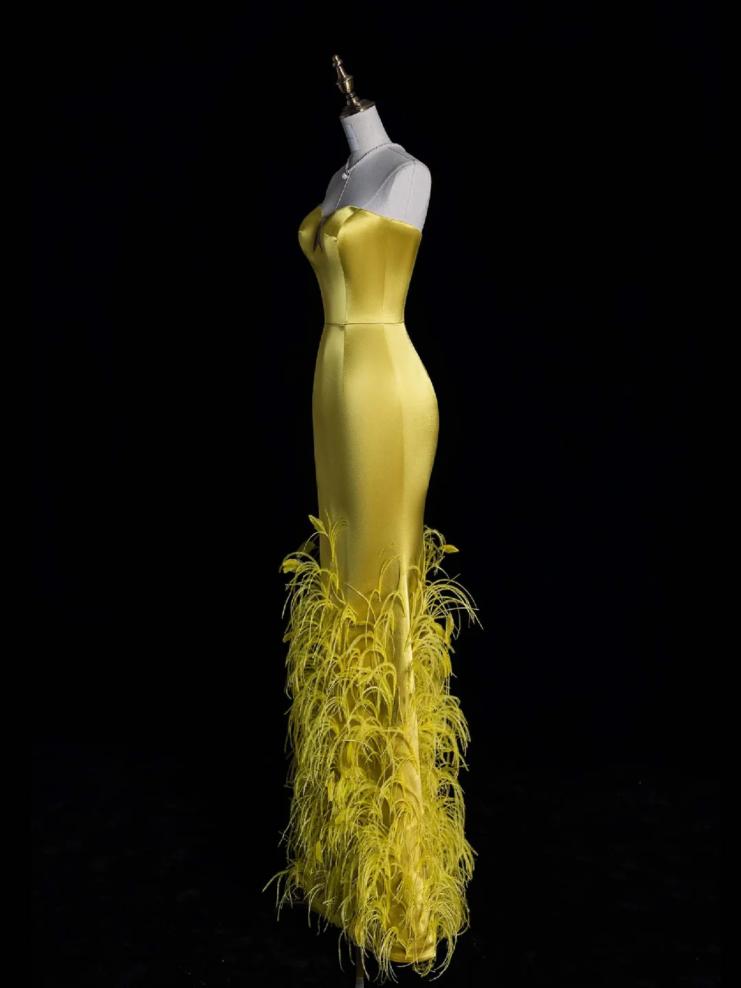 Elegant Sheath Sweetheart Neck Yellow Feather Satin Long Prom Dress Evening Dress DP1948