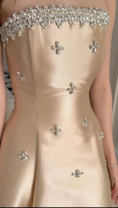 Elegangt Champagne A Line Strapless Exquisite Rhinestone Satin Prom Dress 18th Birthday Dress DP4463