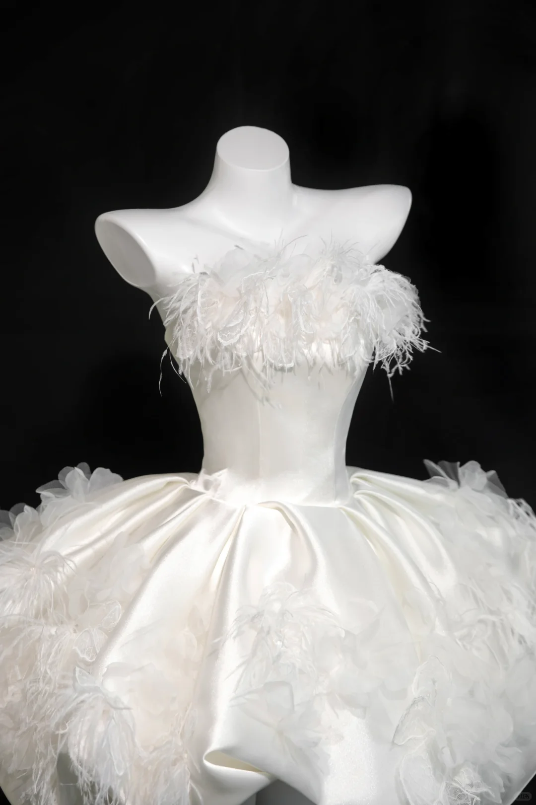 White A Line Strapless Feather Satin Short Homecoming Dress Cocktail Dress DP2643
