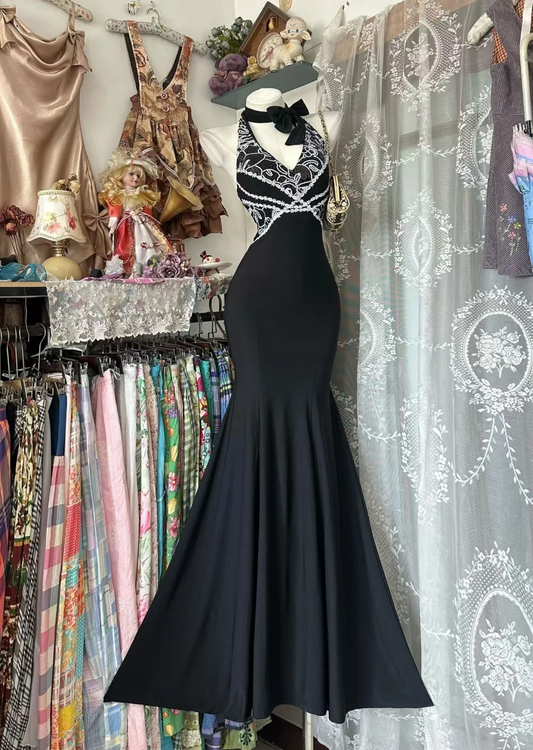 Vintage Mermaid Halter White Lace Black Satin Prom Dress Evening Party Dress DP5627