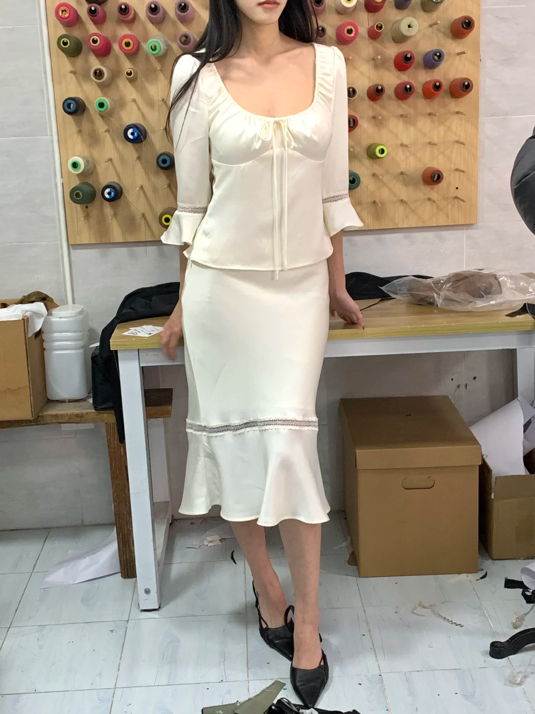 Two Piece Mermaid Long Sleeve White Satin Short Homecoming Dress Outfits DP4818