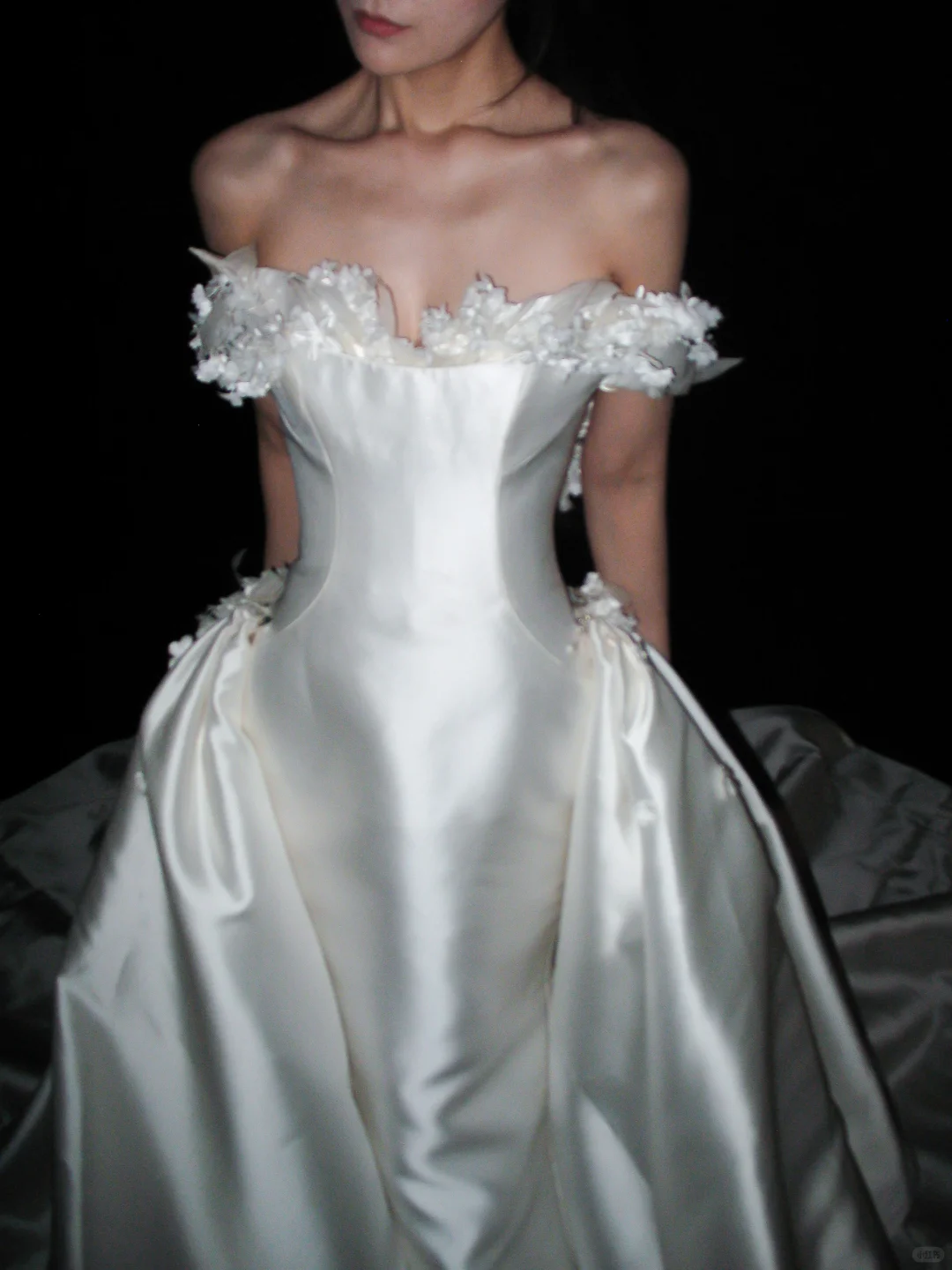 Elegant Ball Gown Off the Shoulder White Appliques Satin Long Train Wedding Dress DP8089