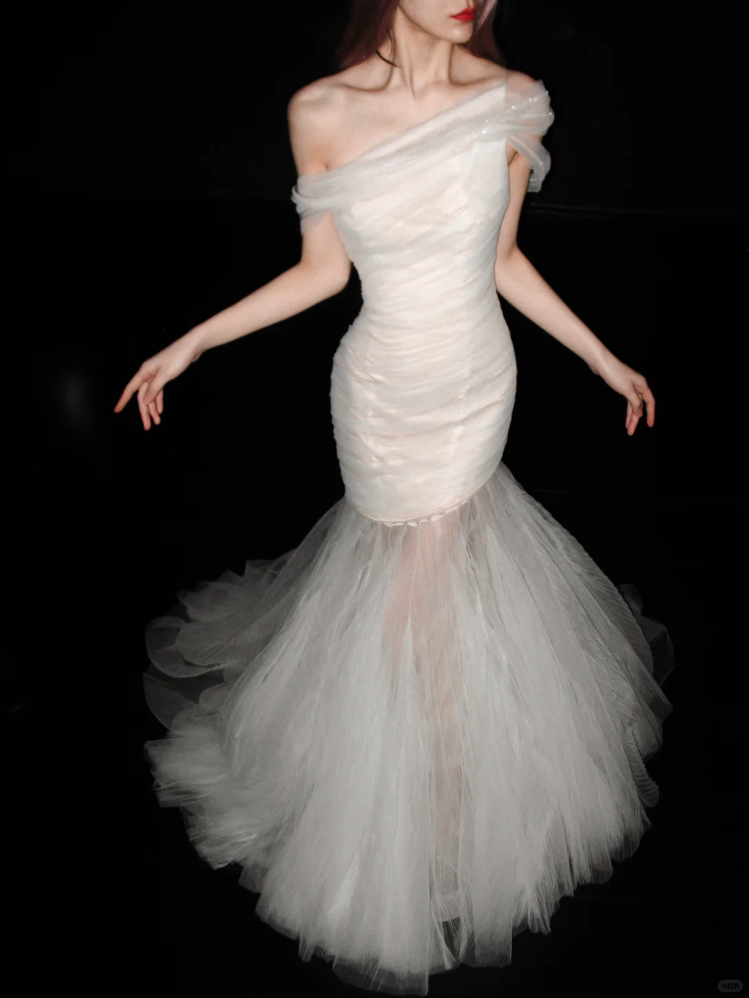 Dreamy Mermaid One Shoulder Tulle Wedding Dress DP5205
