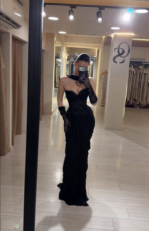 Sexy Black Sheath Sweetheart Neck Beaded Lace Satin Prom Dress Birthday Party Dress DP4913