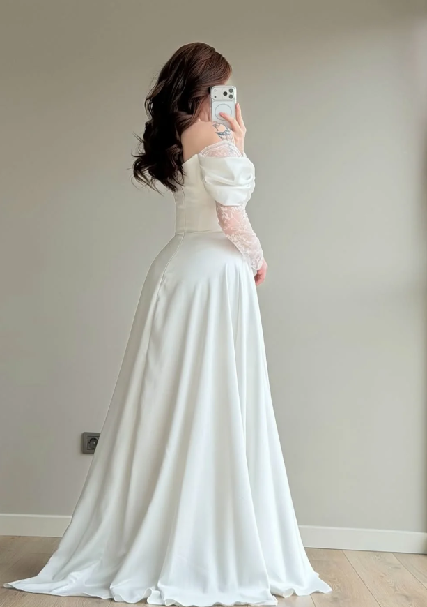 Elegant White A Line Long Sleeve Lace Satin Prom Dress DP5022