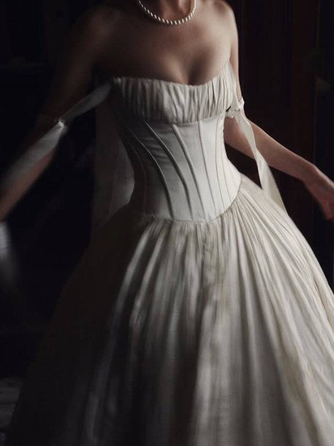 Elegant Ball Gown Strapless Corset Pleated Satin Prom Dress Wedding Dress DP4283