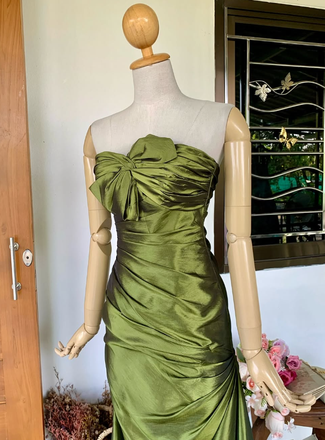 Green A Line Strapless Satin Long Prom Dress Evening Dress DP1833