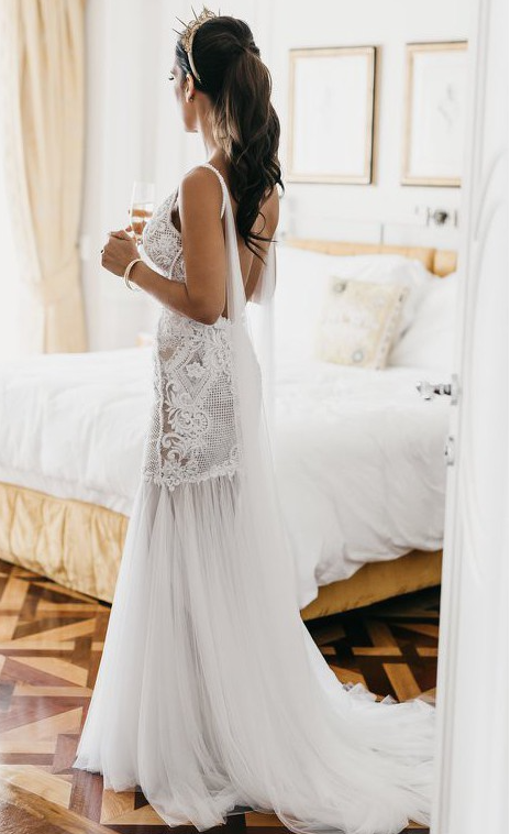 Sexy Mermaid Spaghetti Strap Lace Tulle Long Sweep Wedding Dress DP1805