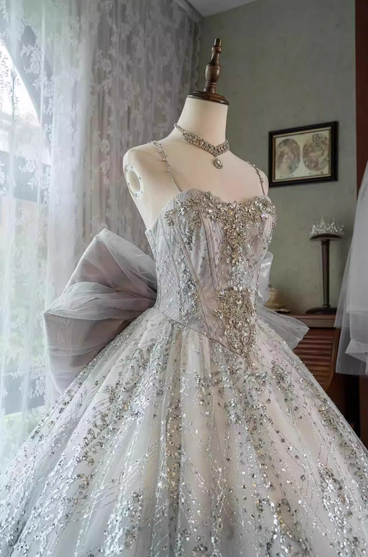 Silver Ball Gown Spaghetti Straps Beaded Sequin Tulle Lolita Goth Boning Dress Prom Dress DP4507