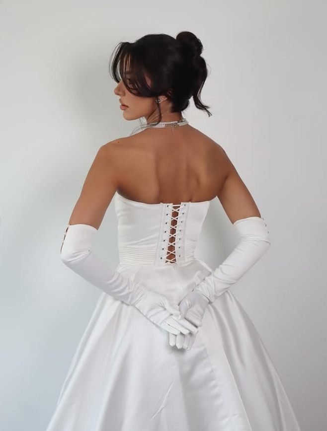 Simple Ball Gown Sweetheart Neck White Satin Prom Dress Wedding Dress DP3693