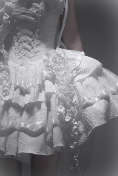White Roses Neckline Lolita Goth Boning Dress Sequins Tiered Ruffle Dress DP4494