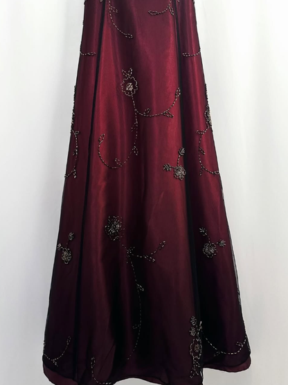 Vintage Exquisite Black Beaded A Line Spaghetti Strap Burgundy Satin Prom Dress Evening Dress Date Dress DP3036