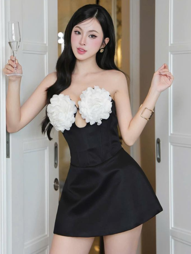 Cute Black-white A Line Strapless Satin Short Homecoming Dress Cocktail Dress DP3941