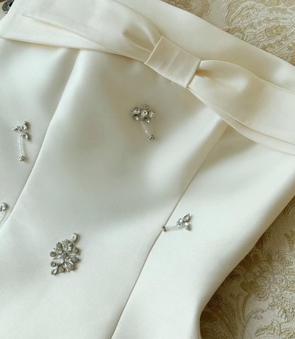 White A Line Strapless Bow Rhinestone Tulle Satin Short Homecoming Dress Cocktail Dress DP3947