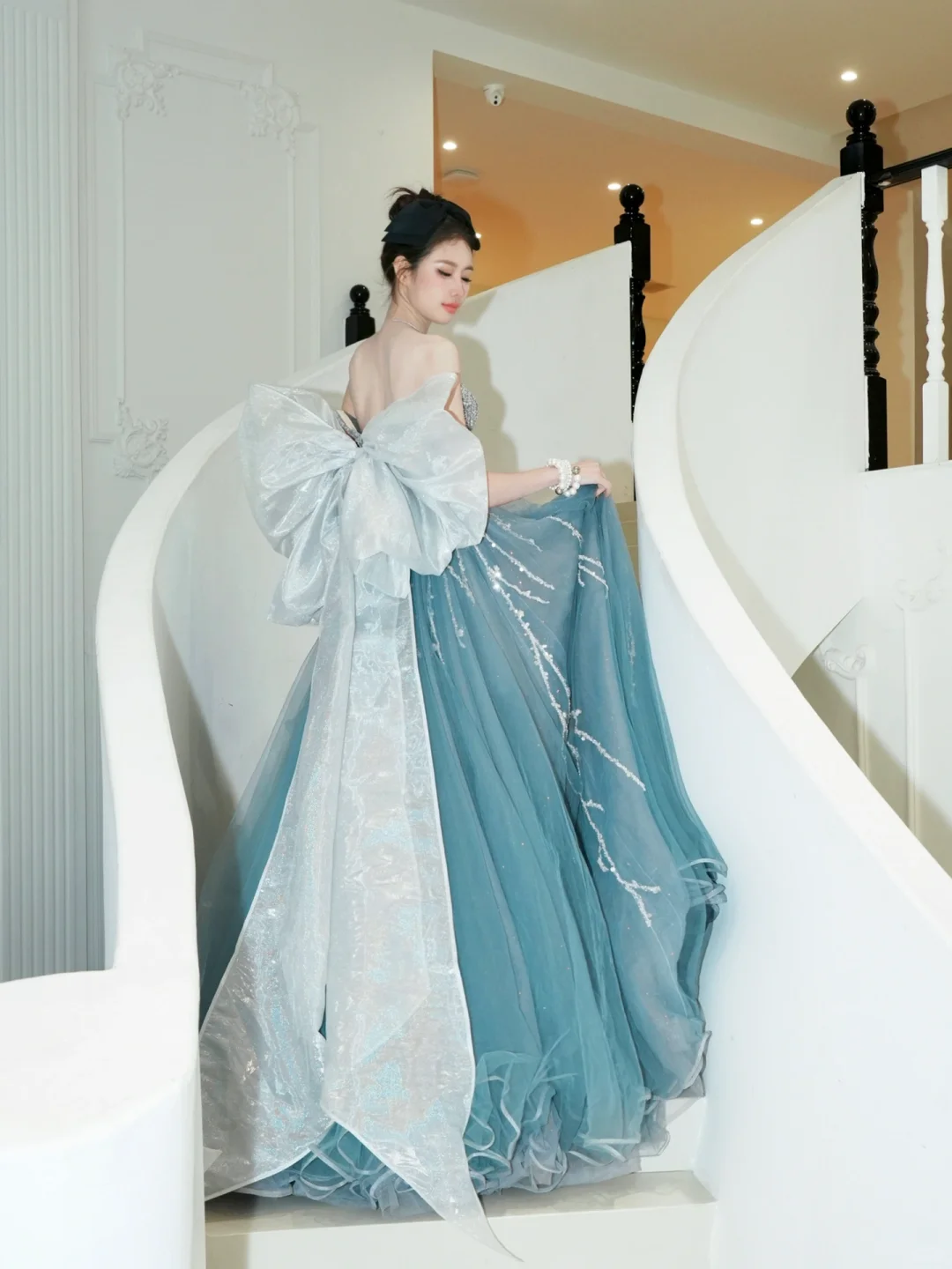 Dreamy A Line Sweetheart Neck Sequin Blue Tulle Long Party Dress Evening Dress with Bow DP2550